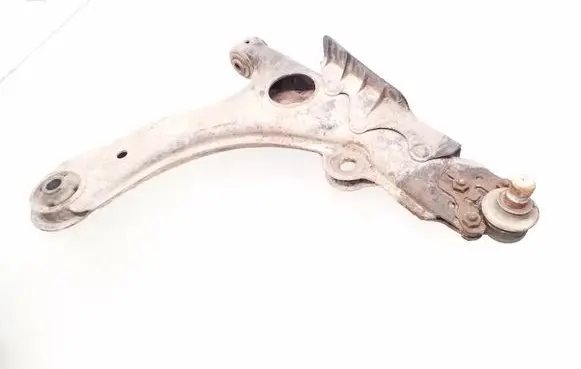 Volkswagen PASSAT B4 Front lower control arm/wishbone 357407157