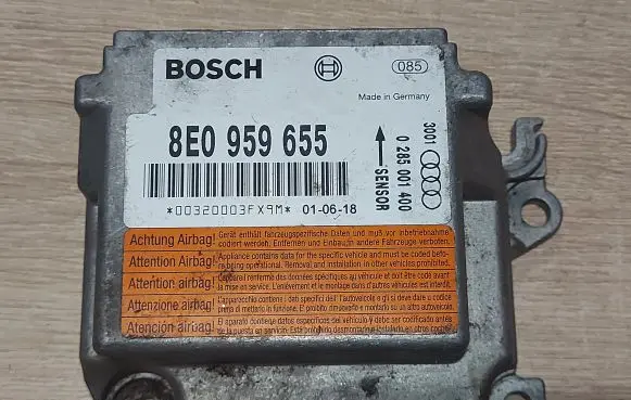 Audi A4 S4 B6 8E 8H Airbag control unit/module 8E0959655