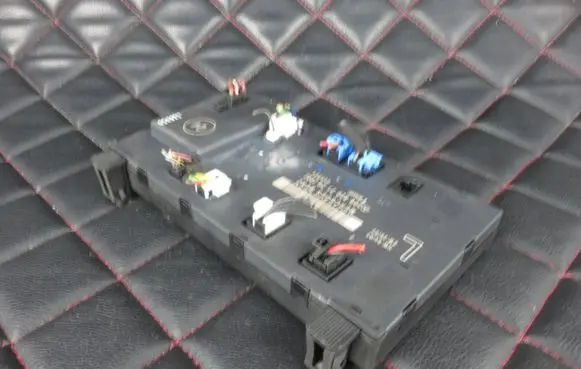 Mercedes-Benz CLK A209 C209 Door control unit/module 2098202126 355224