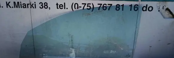 Peugeot 206 Front door window glass four-door 1212123