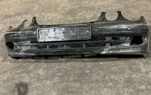 Mercedes-Benz E W211 Front bumper