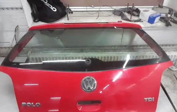 Volkswagen Polo Tailgate/trunk/boot lid