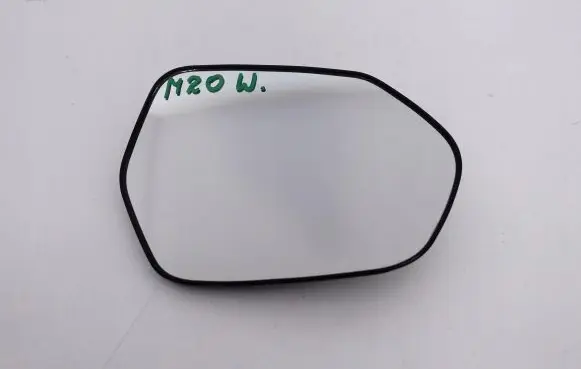 Toyota Yaris XP210 Wing mirror glass 87931K0310