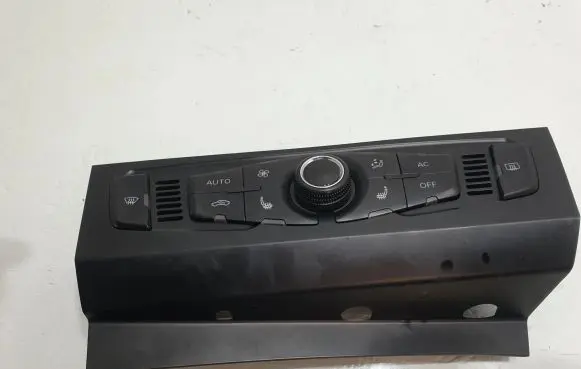 Audi A5 8T 8F Climate control unit 8T1820043AA