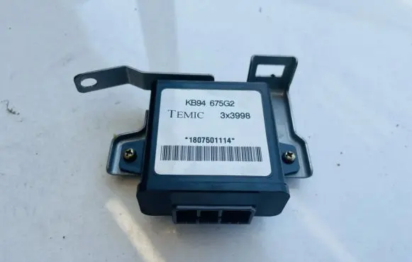 Mazda Xedos 9 Immobilizer control unit/module kb94675g2 3x3998