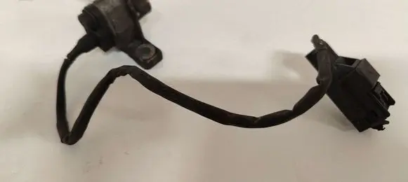 Volvo V70 Crankshaft position sensor 1275789