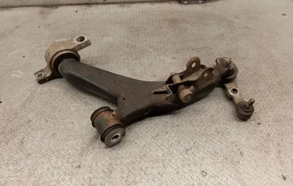 Lexus IS 220D-250-350 Front lower control arm/wishbone
