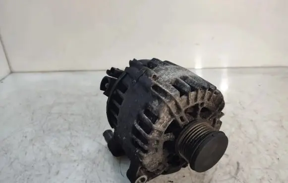 Peugeot 5008 Generator/alternator 9678048880