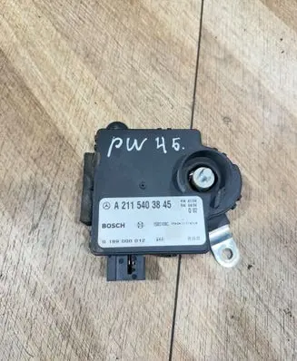 Mercedes-Benz E W211 Charging relay A2115403845 0199000012 1500106C