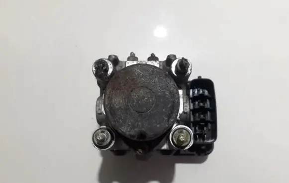 Toyota RAV 4 (XA20) ABS Pump 4451042080 89541-42050