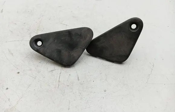 Volvo V60 Radiator mount bracket 30723366 30723367