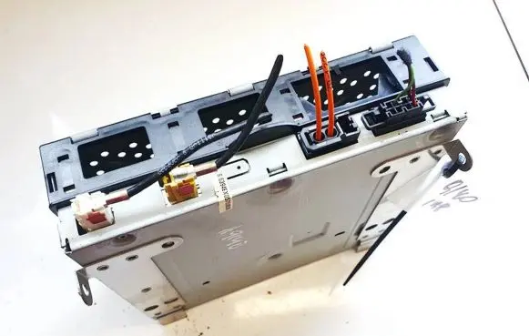 Audi A6 S6 C6 4F CD/DVD changer 4f0035541b 4e0910541f