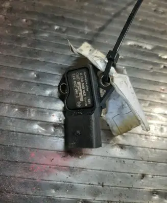 Skoda Superb B6 (3T) Air pressure sensor 0261230073