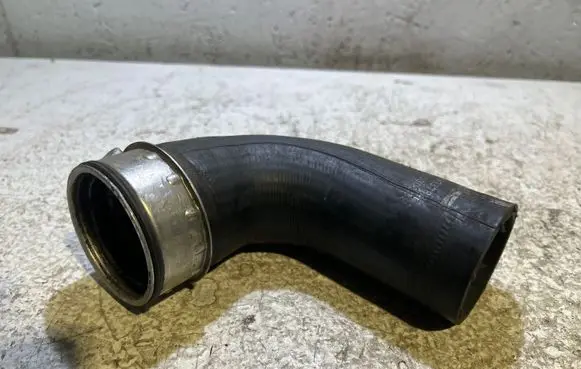 Smart ForFour I Air intake hose/pipe MR993788 A6390900182