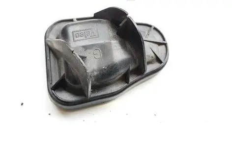 Nissan Primera Headlight/headlamp dust cover 88202105
