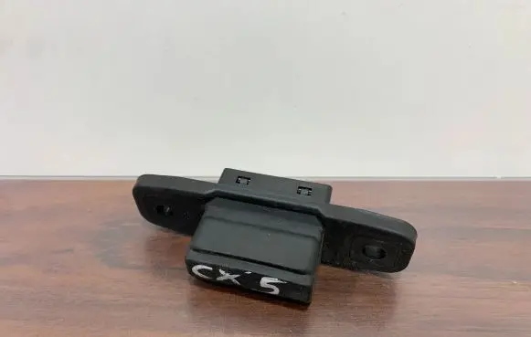 Mazda CX-5 Tailgate opening switch 
