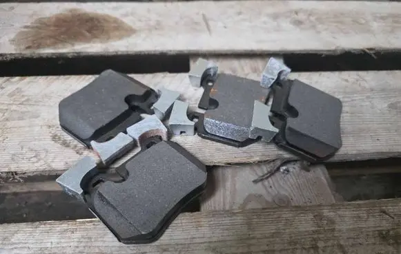 BMW 1 E82 E88 Brake pads (rear) WVA24315