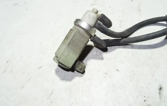 Audi A6 S6 C5 4B Turbo solenoid valve 059906627A