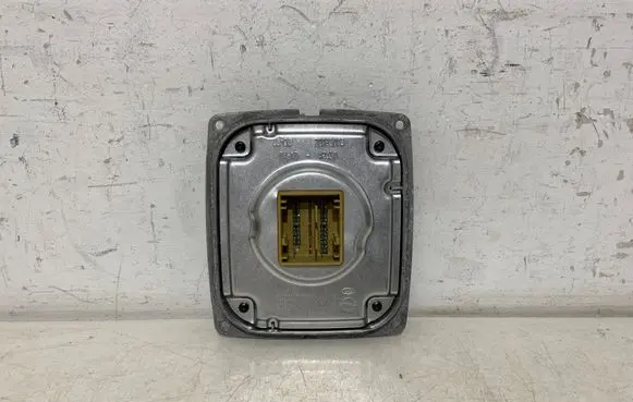 Opel Astra L LED ballast control module 9840018180