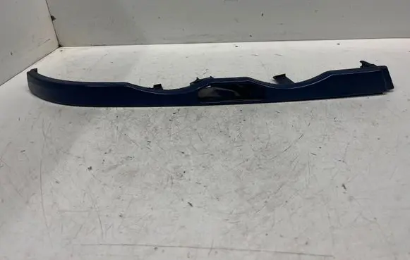 BMW 3 E46 Under headlight/headlamp trim 8227644