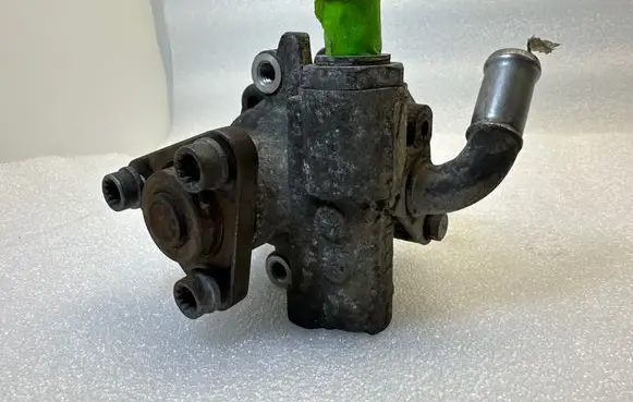 Volkswagen Touareg I Power steering pump 7L6422154C