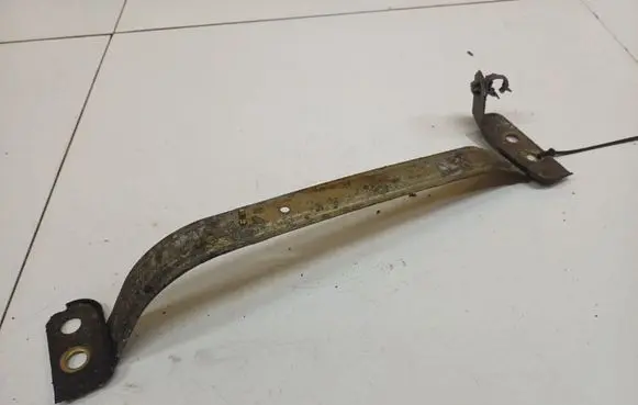 Lancia Musa Fuel tank mounting bracket