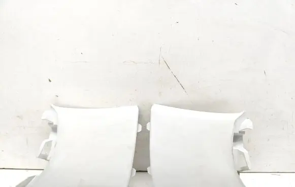 (D)pillar trim (top)