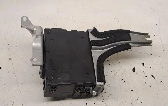 Lexus RX 330 - 350 - 400H ABS control unit/module 8968033010 EUDCT03 78411101
