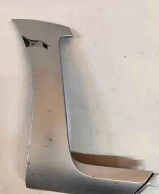 Renault Megane III Side skirt front trim 768511309R