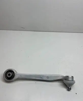Volkswagen PASSAT B5.5 Front lower control arm/wishbone 8D0407506H