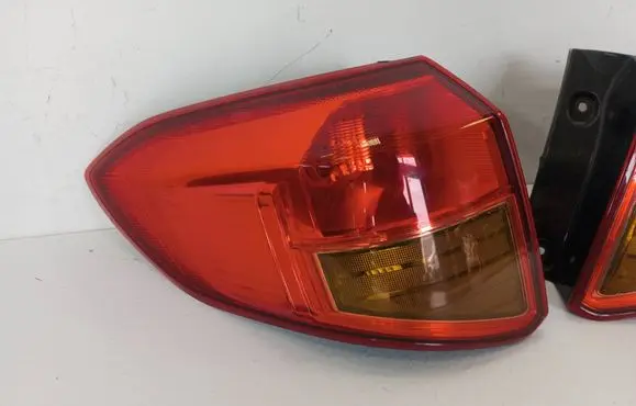 Suzuki Grand Vitara II Rear/tail lights 