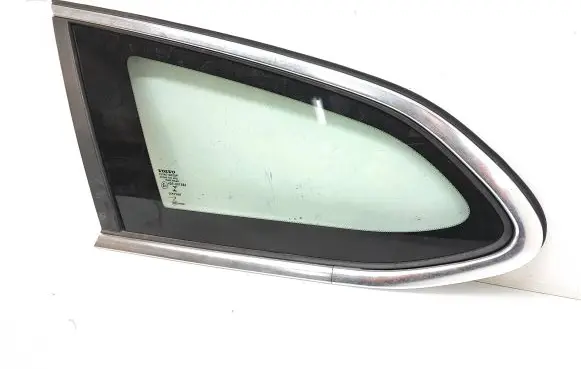 Volvo V60 Rear side window 31385424 43R001564 DOT459AS2M532