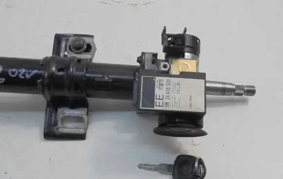 Opel Astra G Ignition lock 26034041