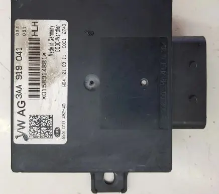 Volkswagen Sharan Power management control unit 3AA919041