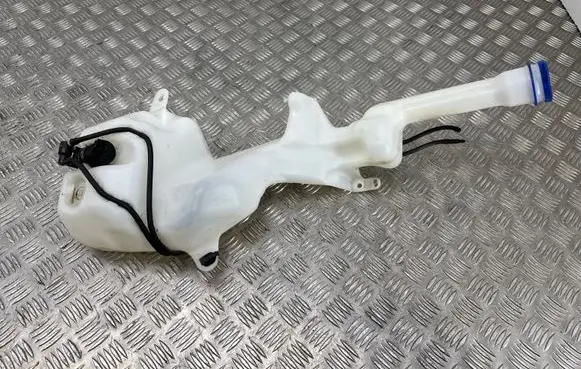Ford Ecosport Windshield washer fluid reservoir/tank GN1517B613FA