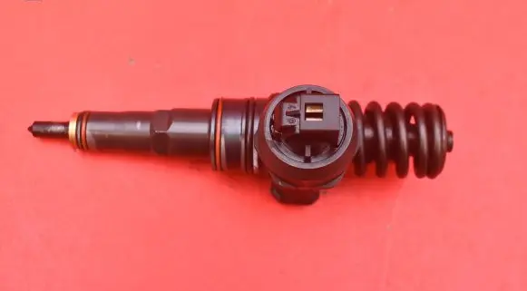 Audi A3 S3 8P Fuel injector 038130073A