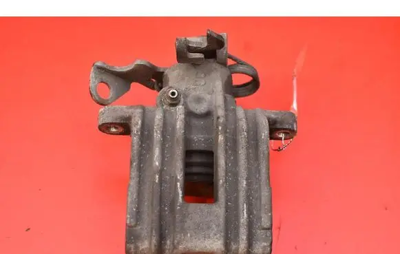 Skoda Superb B5 (3U) Rear brake caliper