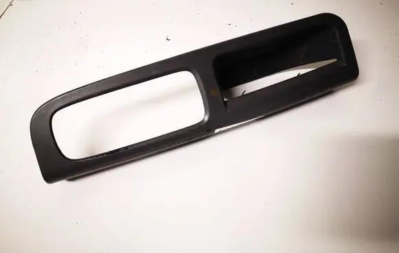 Volvo V50 Front door window switch trim 8679474