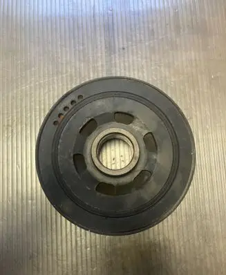 Chevrolet Orlando Crankshaft pulley 25182193 2822V
