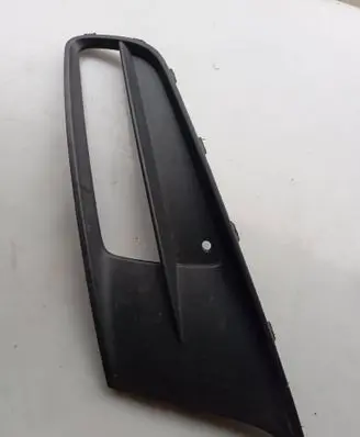 Front bumper lower grill