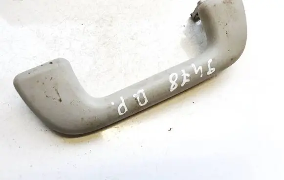Toyota Avensis T270 Front interior roof grab handle 7461005130 74610-05130