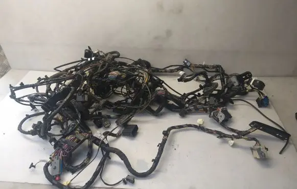 Ford Mondeo MK V EUR ISO radio connector EG9T14335BKG