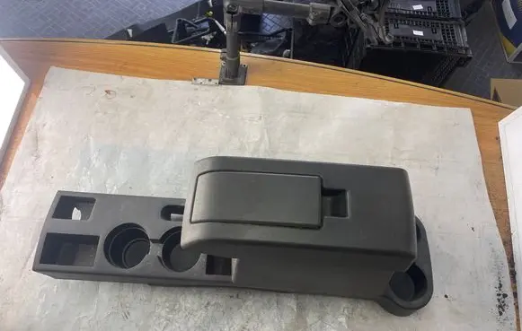 Jeep Compass Armrest 1BP471DVAE