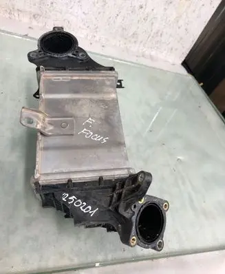 Ford Focus Intercooler radiator Auj7b