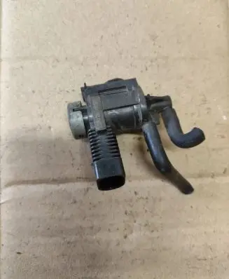 Skoda Octavia Mk1 (1U) Turbo solenoid valve 1J0906283C