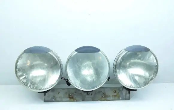 Volvo V70 Non-factory (optional) fog light 