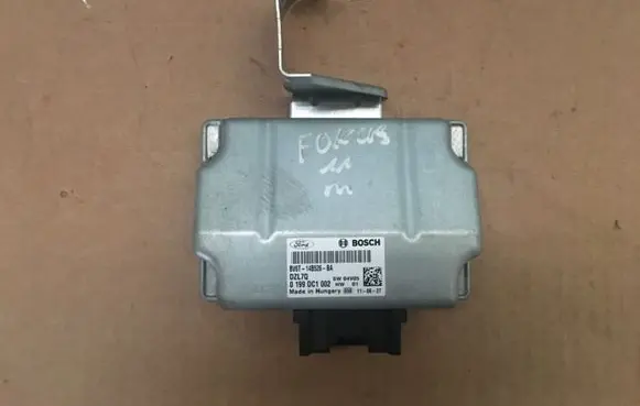 Ford Focus Current control relay BV6T14B526BA