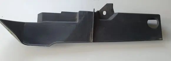 Honda CR-V Fender mounting bracket