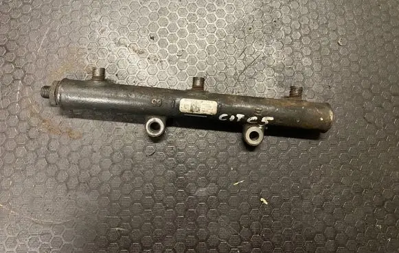 Fuel main line pipe