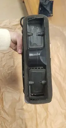 Volkswagen Golf VI Dash center air vent grill 5K0819733C
